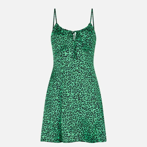 Abito corto con stampa leopardata