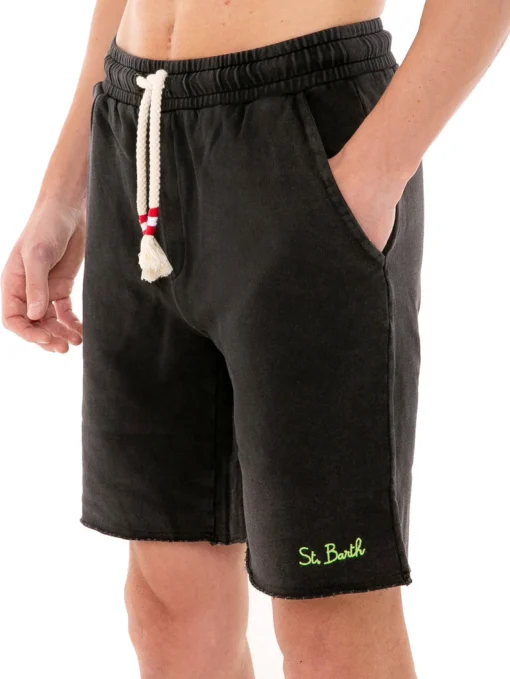 Bermuda da uomo in cotone nero effetto sbiadito
