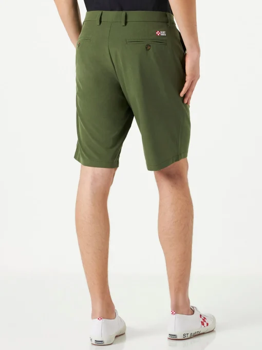 Bermuda da uomo verde militare