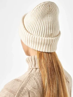 Berretto da donna in maglia bianca