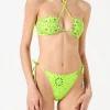Bikini da donna a fascia con stampa bandana e charms