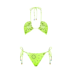 Bikini da donna a fascia con stampa bandana e charms