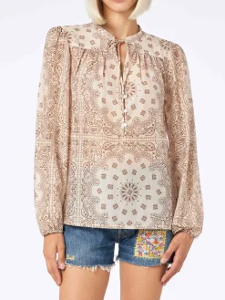 Blusa da donna in voile di seta Harper con stampa bandana