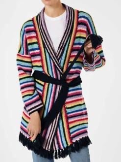Cappotto crochet multicolore con cintura