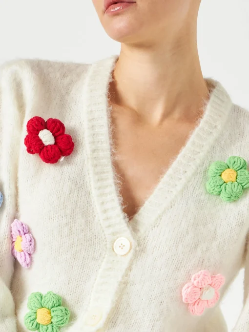 Cardigan crop garzato da donna con maniche a sbuffo
