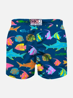 Costume da bagno blu da bambino con stampa di pesci colorati