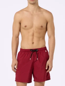 Costume da bagno da uomo in tessuto leggero bordeaux Lighting Pantone | PANTONE SPECIAL EDITION