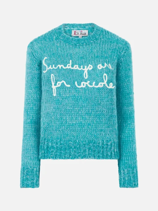 Maglia da donna girocollo morbida crop con ricamo Sundays are for Coccole