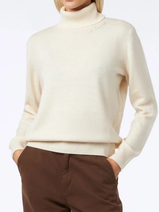 Maglione dolcevita bianco lavorato a maglia da donna