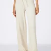 Pantaloni a palazzo in maglia bianca