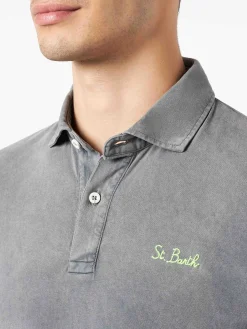 Polo da uomo grigia con ricamo