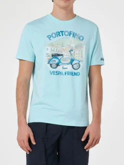 T-shirt da uomo con stampa piazzata Portofino Vespa Friend | EDIZIONE SPECIALE VESPA