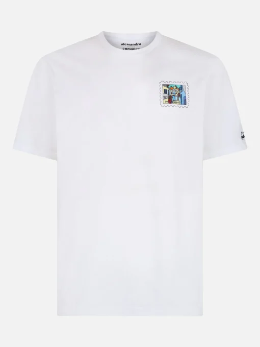 T-shirt da uomo in cotone con stampa fronte e retro cartolina di Mykonos | EDIZIONE SPECIALE ALESSANDRO ENRIQUEZ