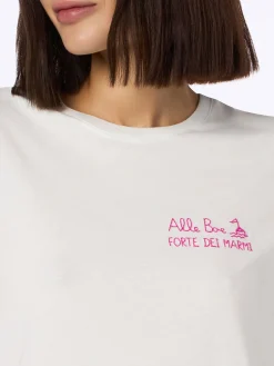 T-shirt girocollo in jersey di cotone da donna Emilie con stampa Baciami alle Boe | ALLE BOE SPECIAL EDITION