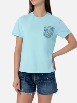 T-shirt girocollo in jersey di cotone da donna Emilie Joanna Luise con tasca patch | REALIZZATA CON TESSUTO LIBERTY