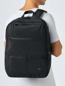 Zaino in nylon nero con tasche con cerniera